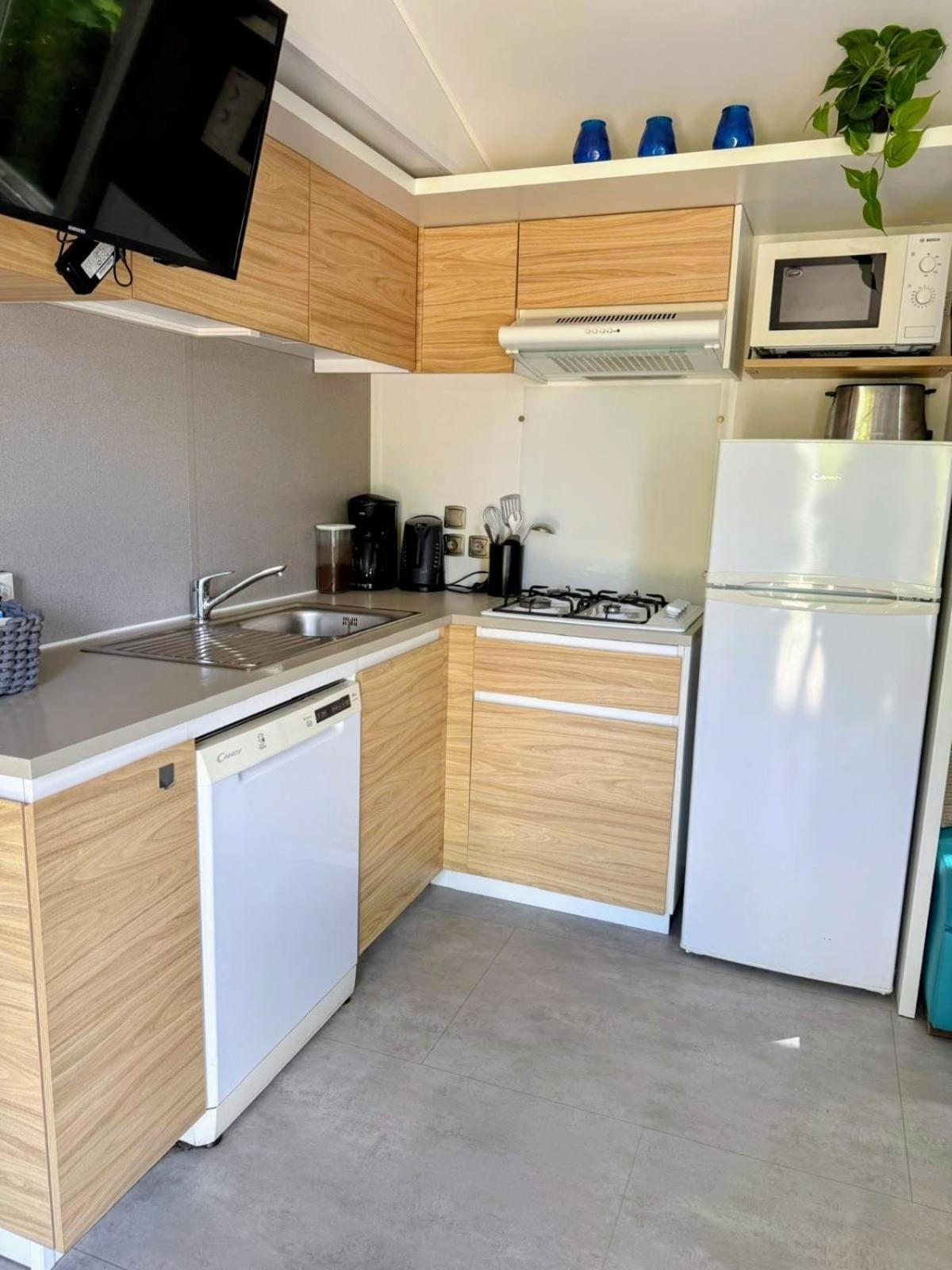 Modern 6p Tiny Solhouse 6 - Near Groningen